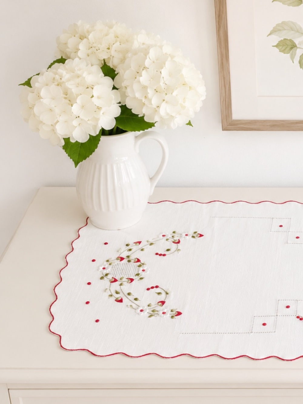 Vintage Embroidered Strawberry Table Topper Cottagecore Farmhouse Scalloped Edge